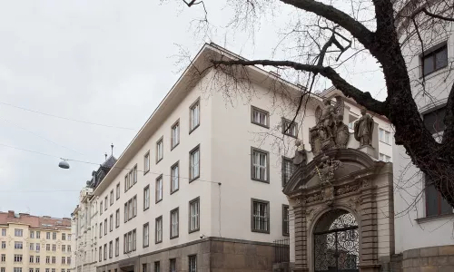 C100 Moravská zemská životní pojišťovna (Krajské státní zastupitelství Brno)